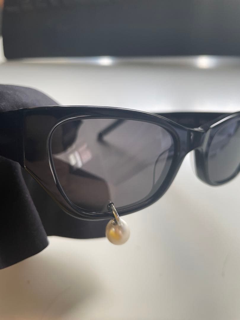 KIMHEKIM キムヘキム キャットアイ サングラス