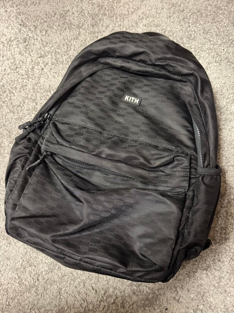 kith バックパック