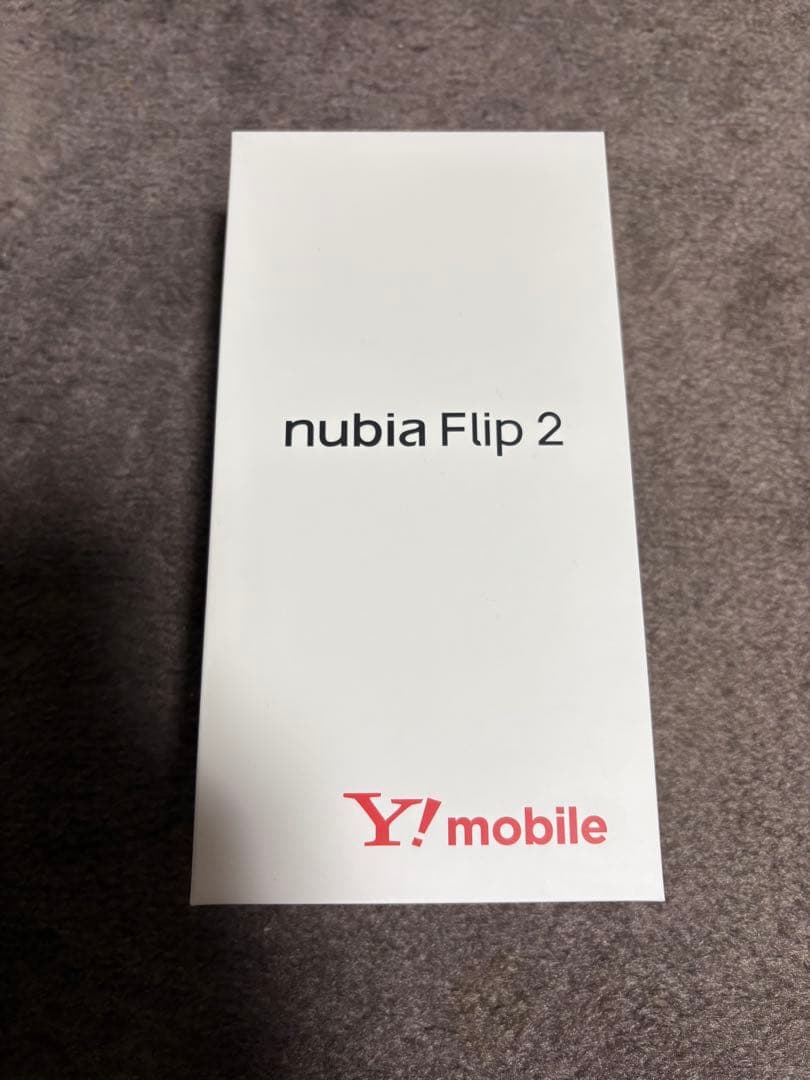 【新品未使用】nubia Flip 2 A404ZT ホワイト