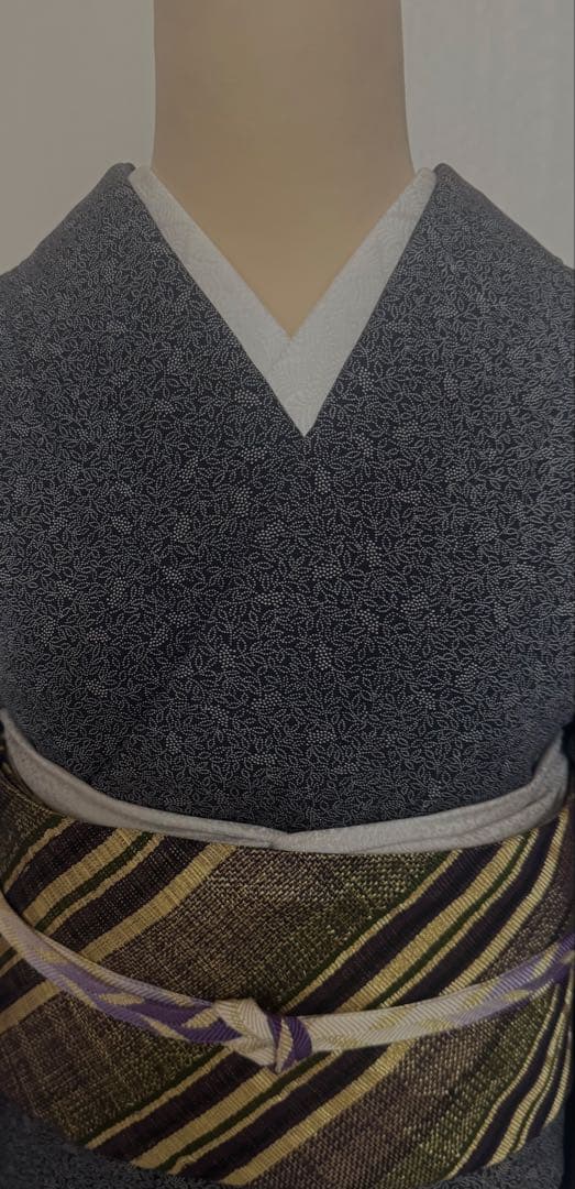 美品　拘りの南天模様　江戸小紋