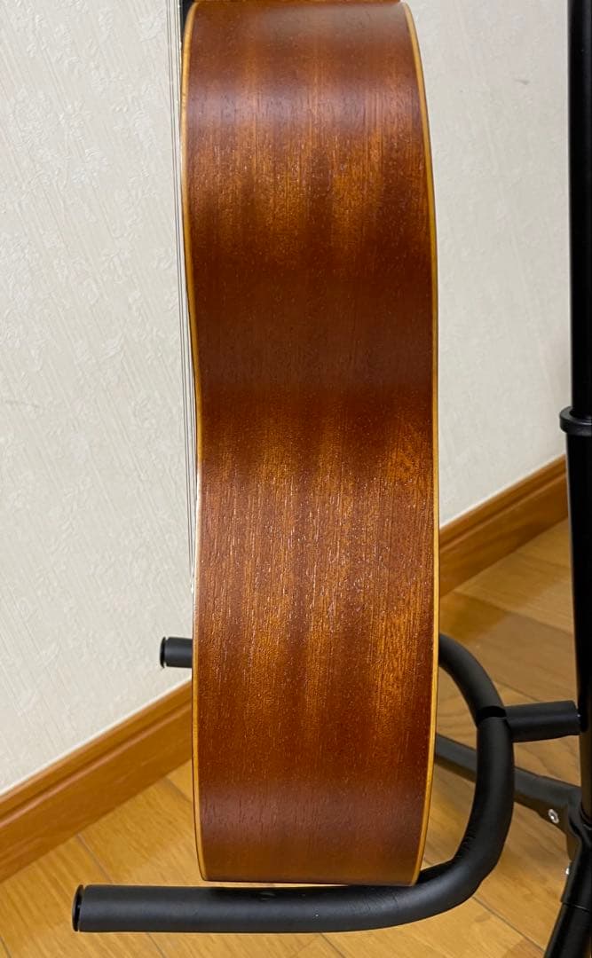 【美品】LUNA UKE TRIBAL6 ルナ ミニギター アメリカ