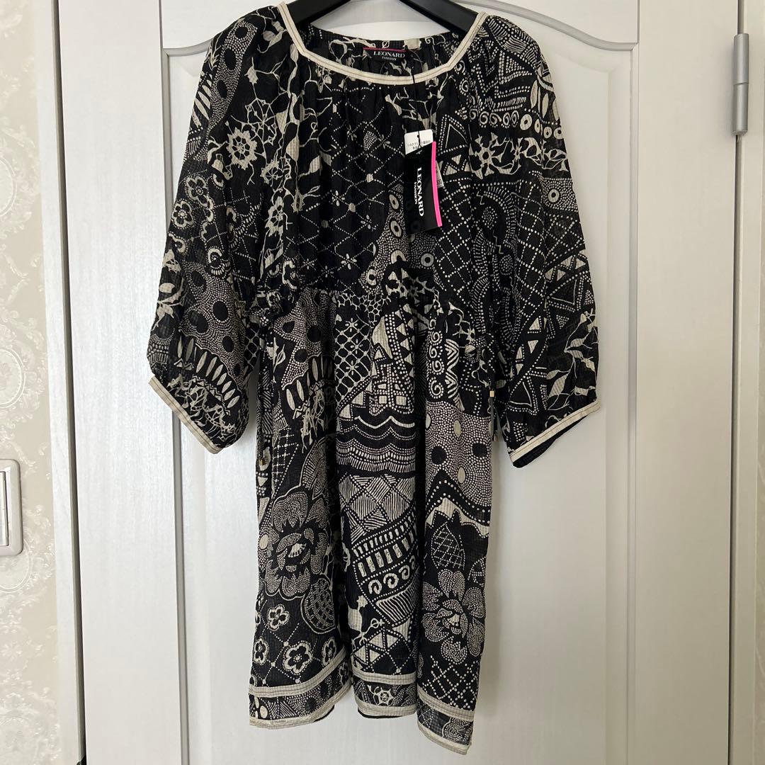 LEONARD 42 チュニック 新品未使用品タグ付き七分袖 シルク100%