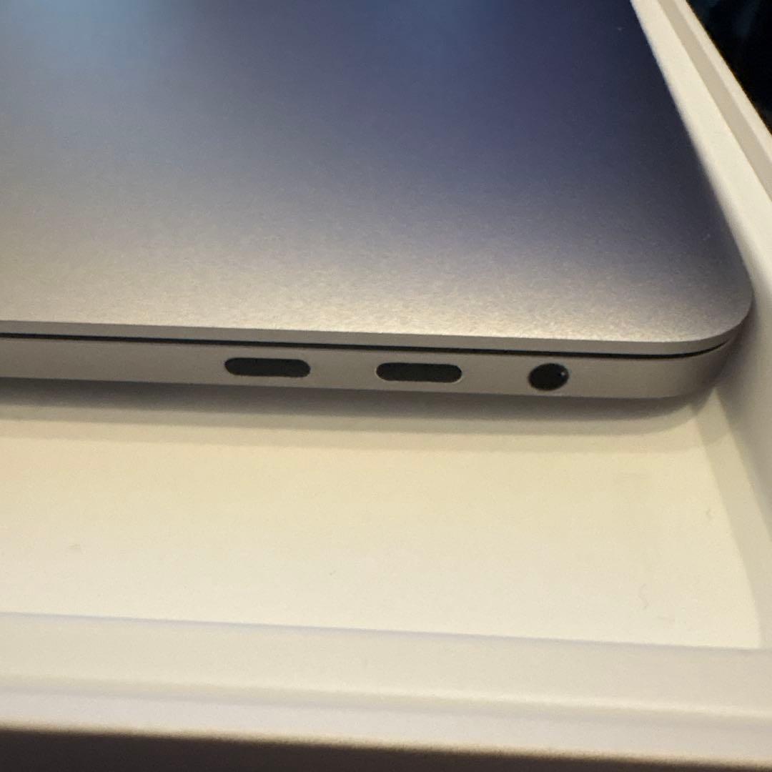 MacBook Pro 15.4インチ Intel Core i7 Win 10