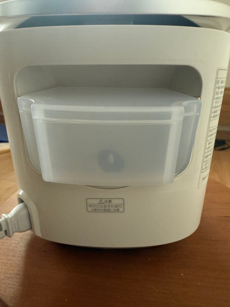 ラッキ最終値下げ！フェイススチーマー ホワイト マーブル模様