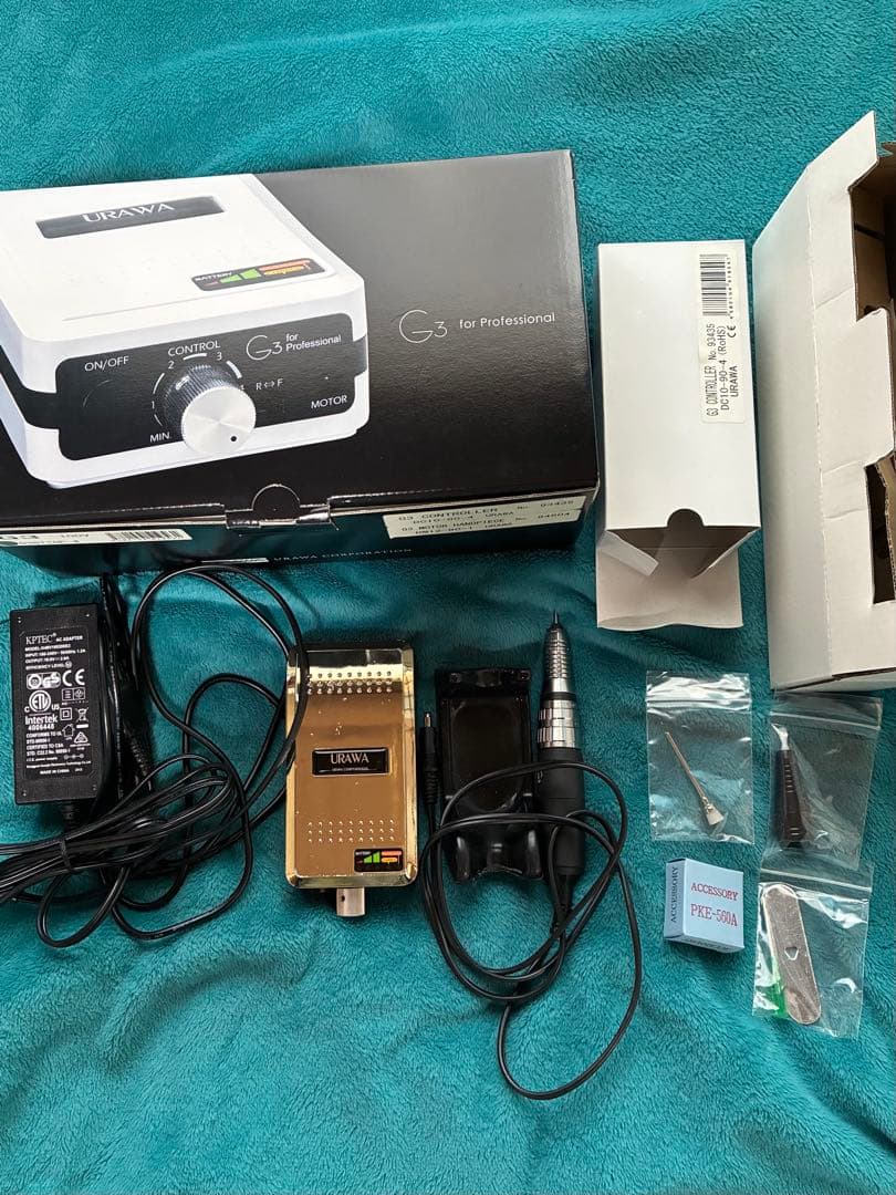 URAWA G3 浦和　ネイルマシーン　ゴールド