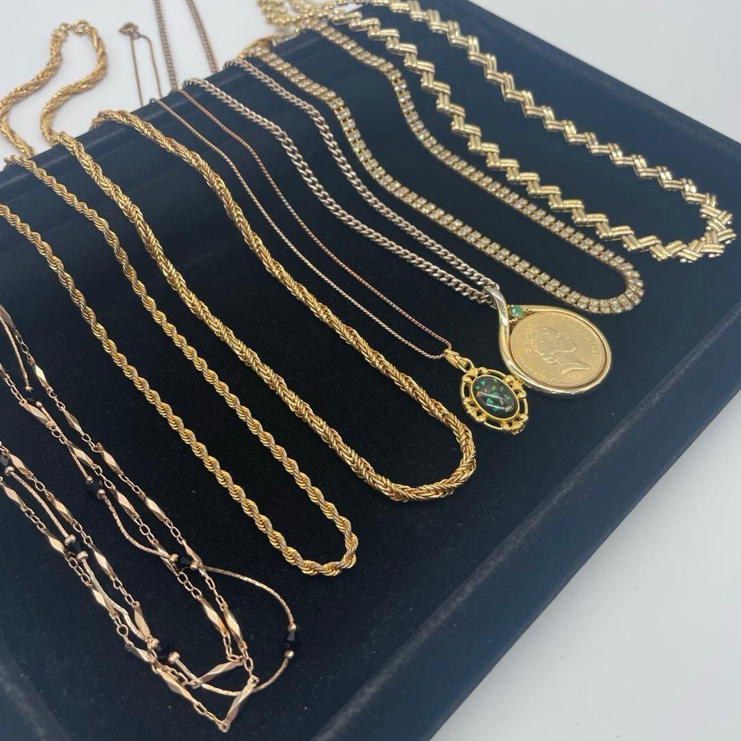 カ*ス様 刻印あり ゴールド ネックレス アクセサリーおまとめ 遺品整理 生前整