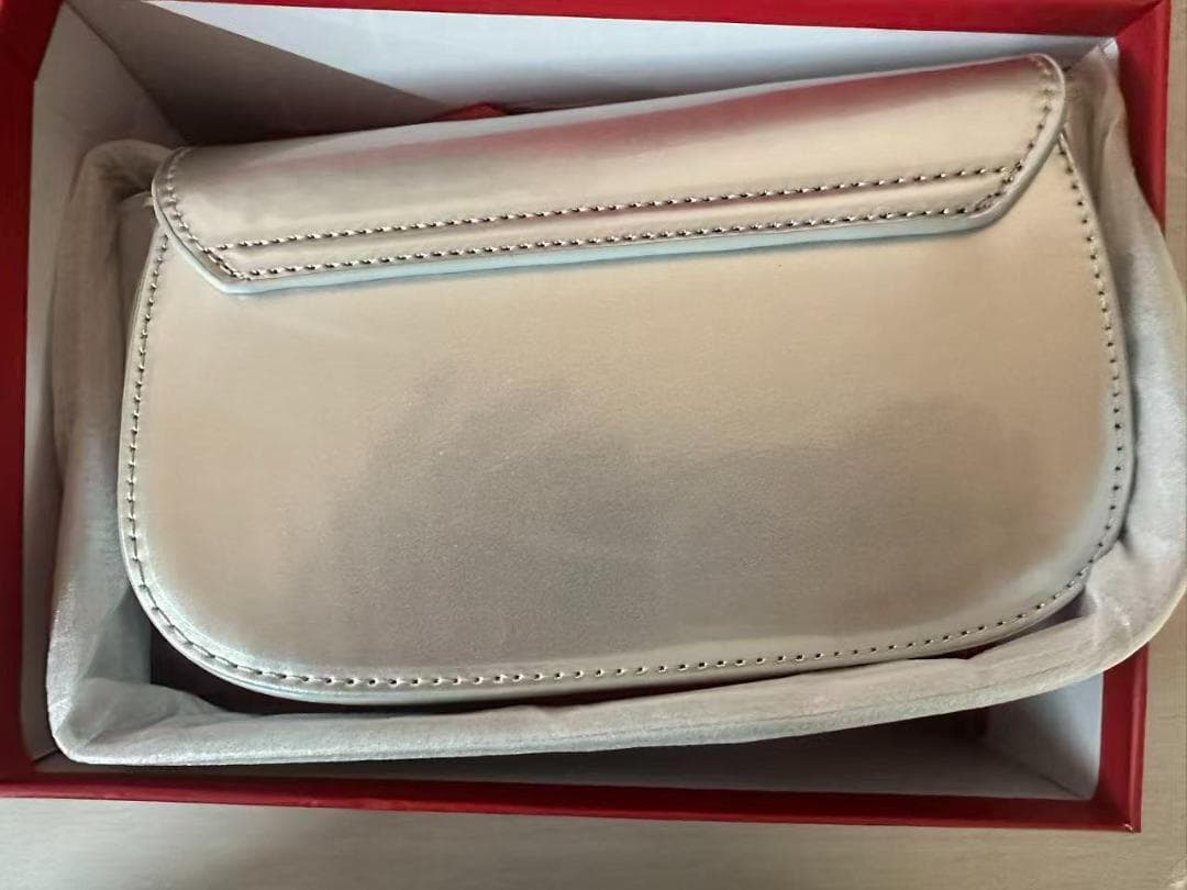 DIESEL シルバー クラッチバッ