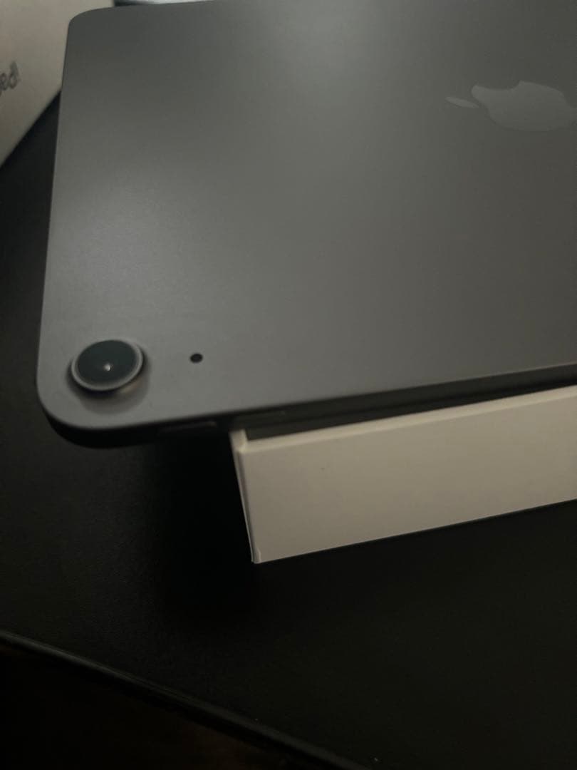 iPad Air 第5世代　11インチ　Wi-Fiモデル　64GB