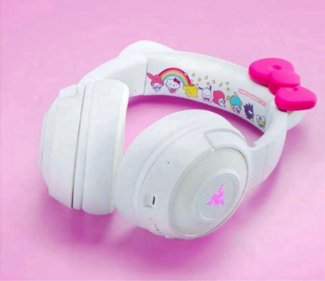 ハローキティ　サンリオ RAZER ゲーミングヘッドセット　ヘッドホン　新品