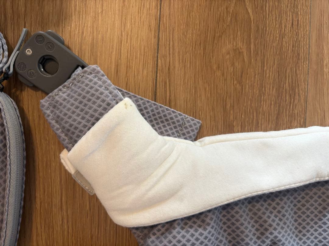 ほぼ新品！nuna cudl clik 抱っこ紐