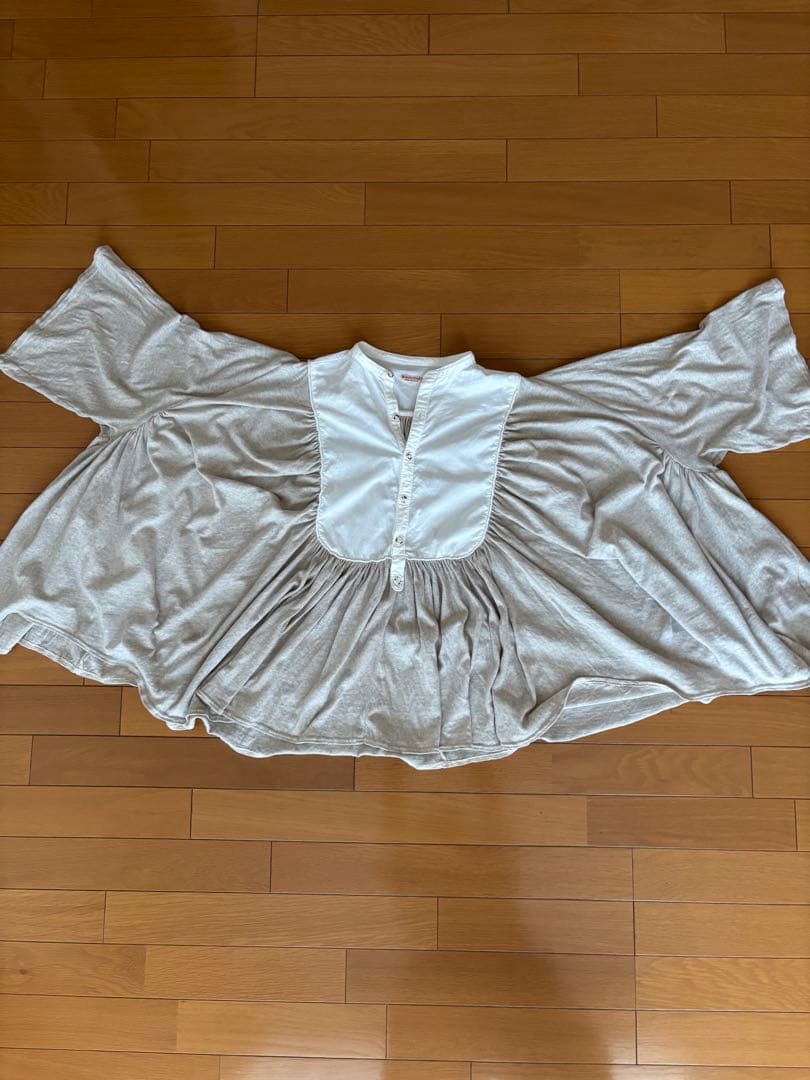 キャピタル KAPITAL フリルデザイン チュニック