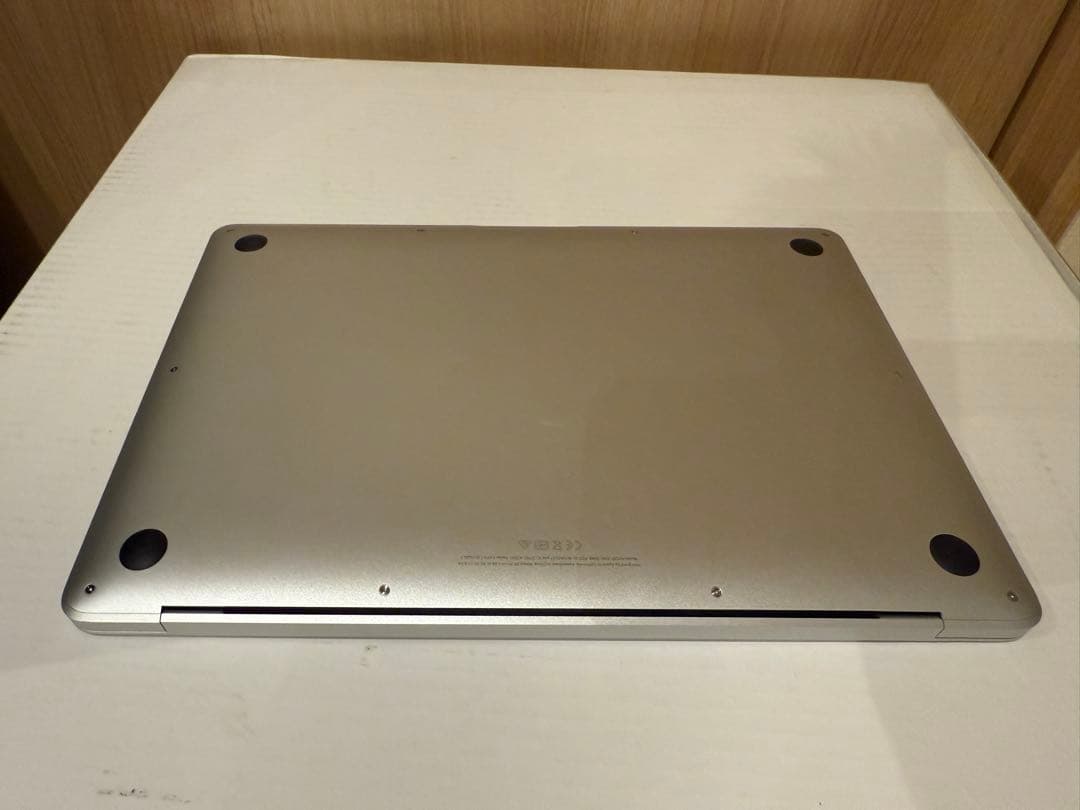 MacBook Air M1スペーグレイ