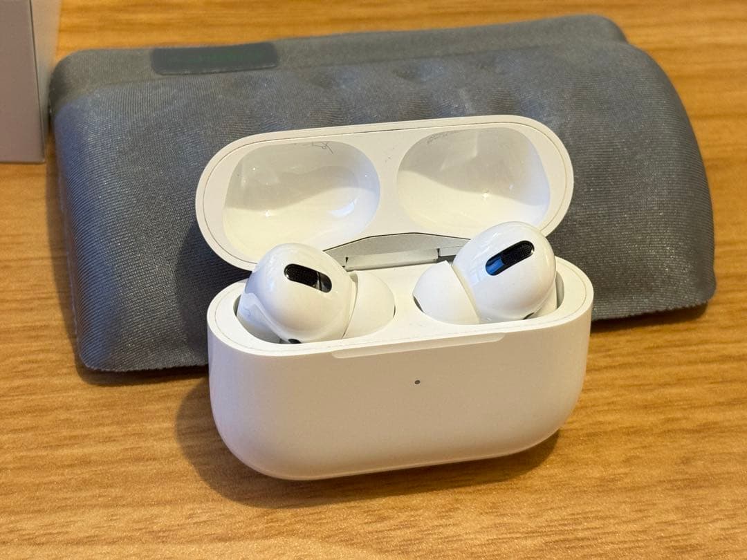 Air Pods Pro （イヤーチップ新品）