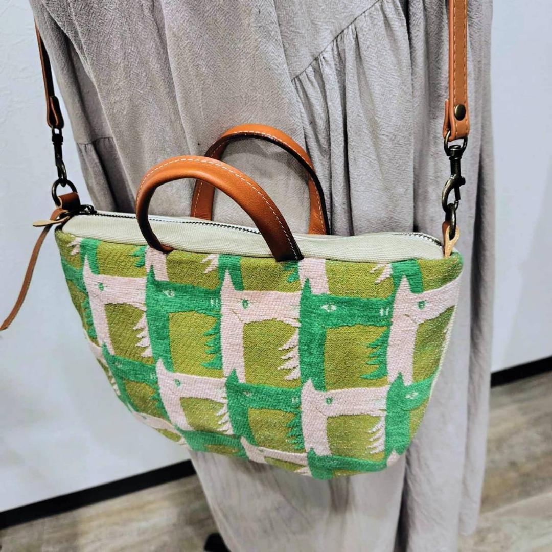 マ*ズ様 ミナペルホネン/thoroughbredサラブレットマスタード/ミニラ