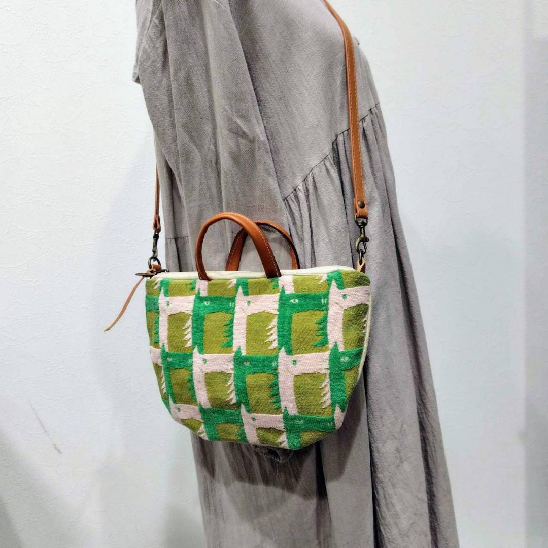 マ*ズ様 ミナペルホネン/thoroughbredサラブレットマスタード/ミニラ