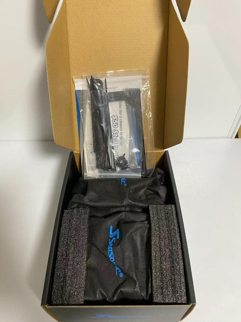 ほぼ新品 Seasonic SGX-550 SFX電源 80PLUS GOLD