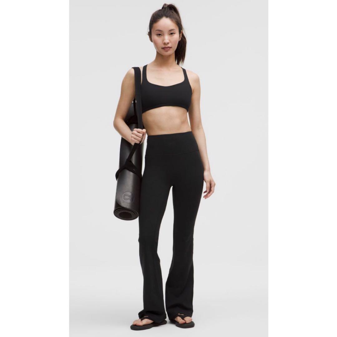 ルルレモン　nulu スーパーハイライズフレアーパンツS