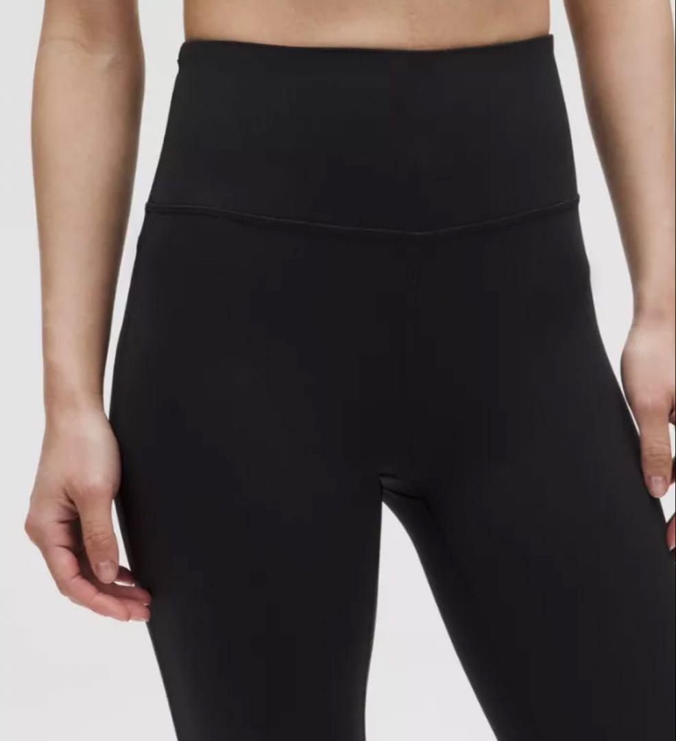 ルルレモン　nulu スーパーハイライズフレアーパンツS