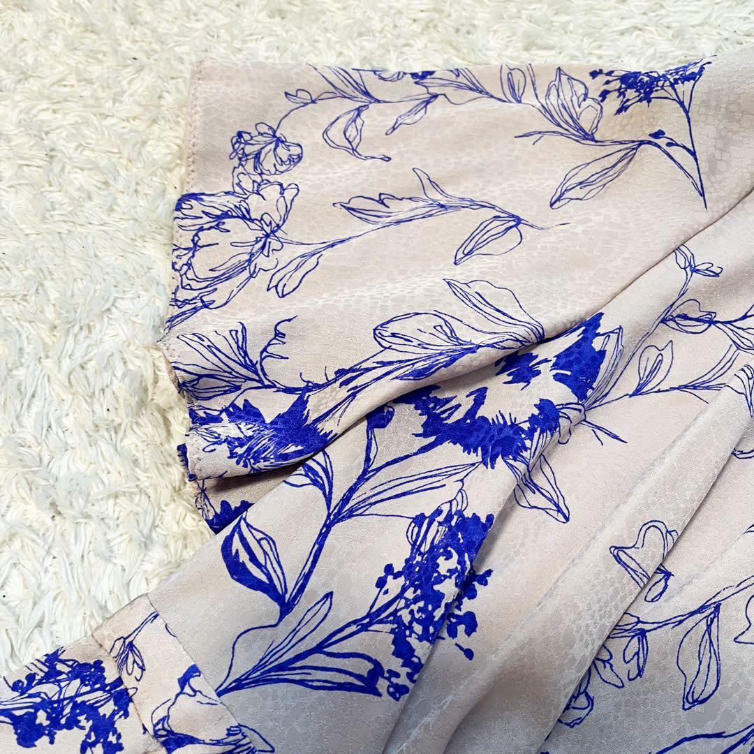 23年 ピンキーアンドダイアン　ボタニカルプリントマーメイドワンピース