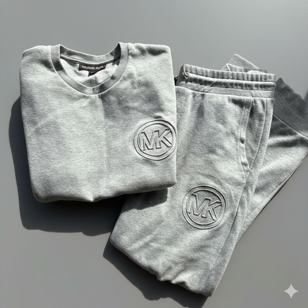 K*♫様 MICHAEL KORS エンボスロゴ スウェット上下 セットアップ