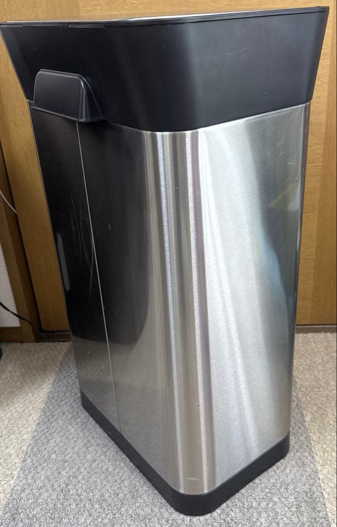 k*a様 joseph joseph ジョセフジョセフ　ゴミ箱　30L 圧縮