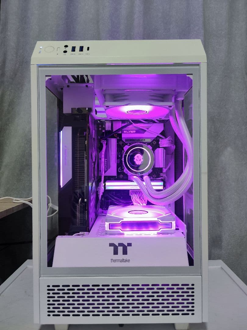 Windowsデスクトップ Intel Corei7-12700F + Radeon RX6700XT