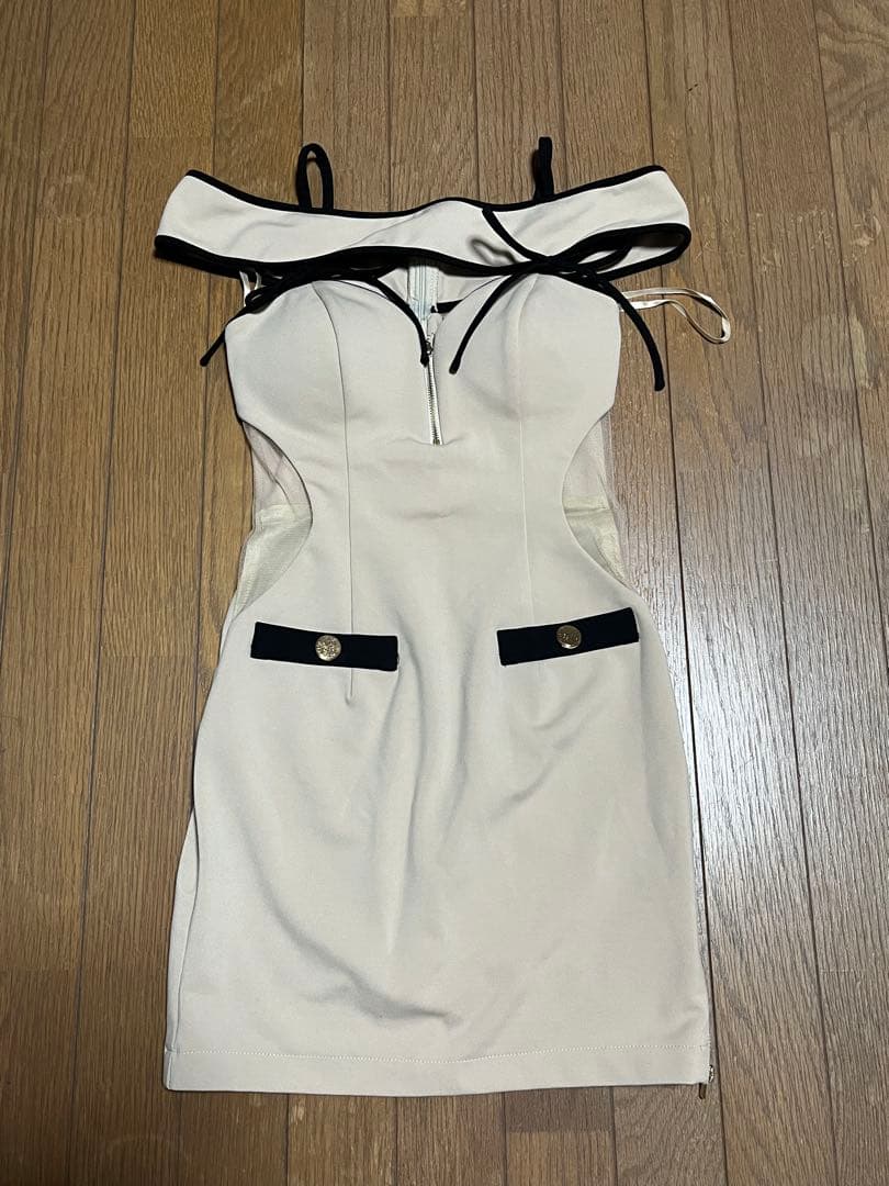 アンディ　ローブドフルール　エンジェルアール　キャバドレス