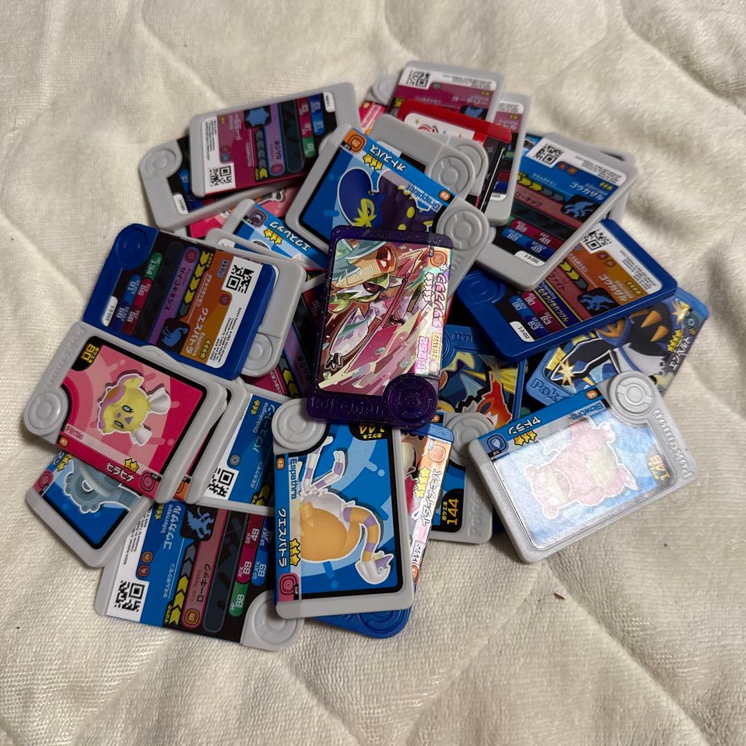 ポケモンカード引退品収納ケース&オリジナルデッキ付き今だけチップのやつと人形付き