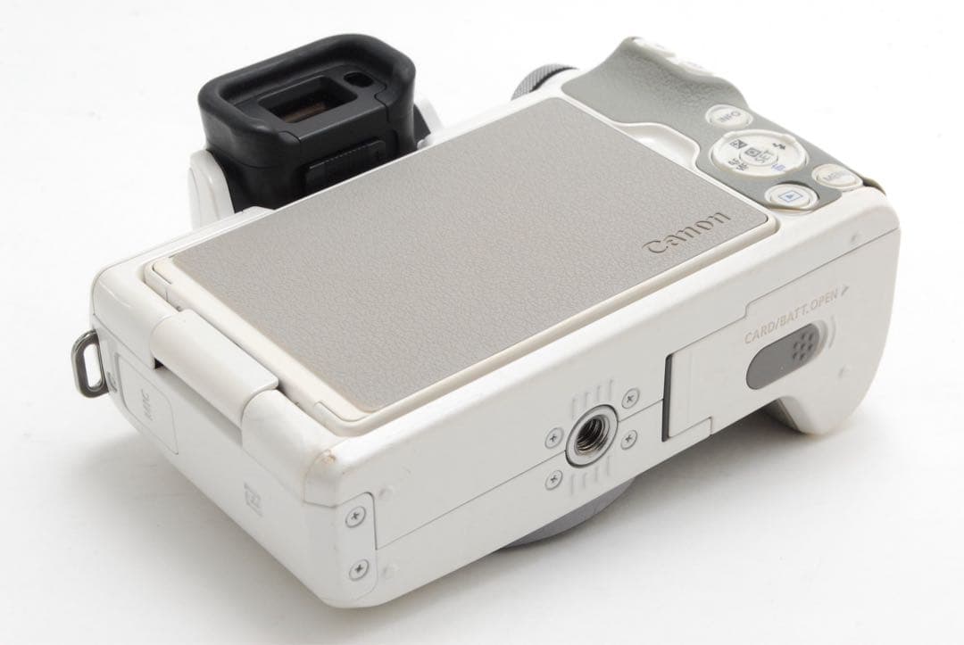 ✨極美品✨キャノン EOS Kiss M❤️Wi-Fi&ラクラク自撮り！