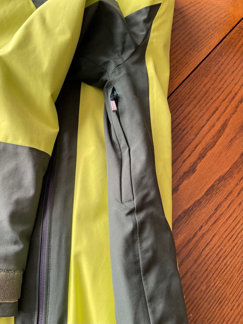 HALTI スキーウエア上下　メンズ（Sサイズ相当）