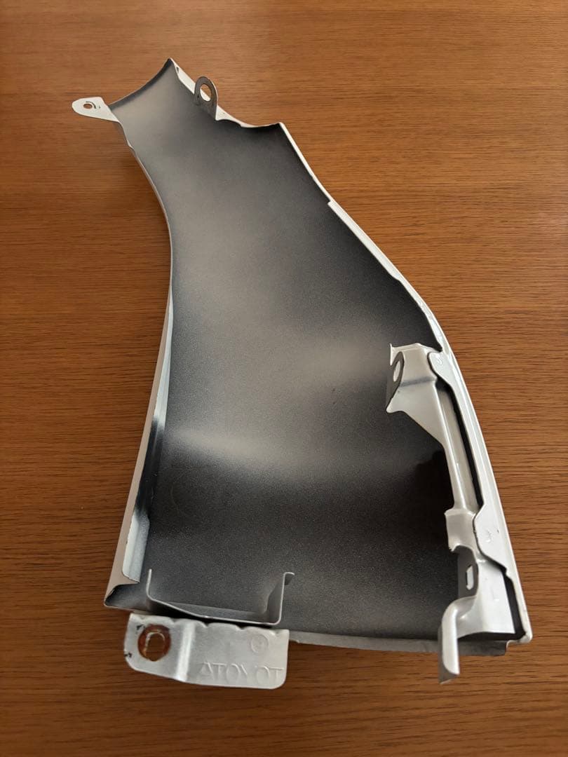 200系ハイエース　コーナーパネル海外純正品