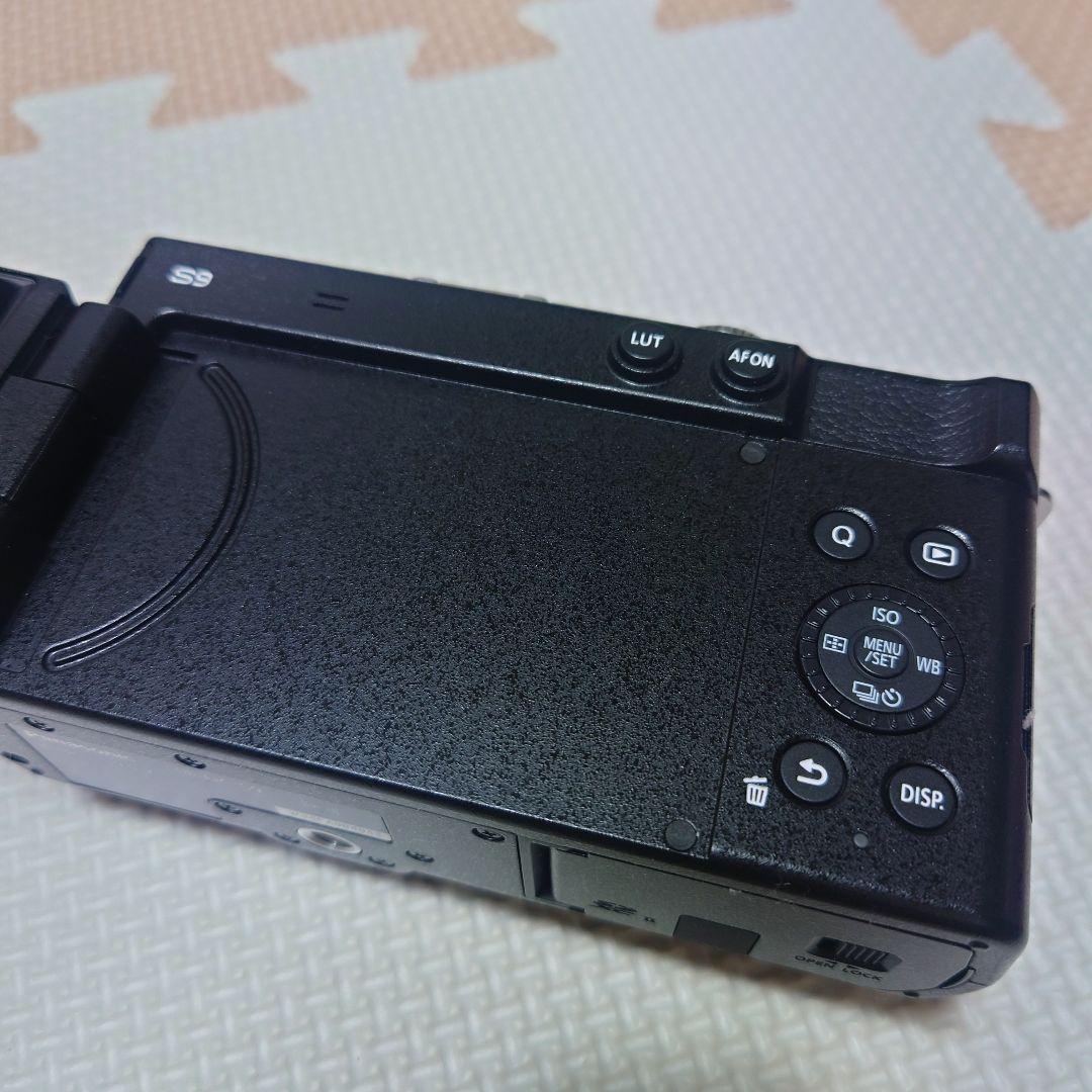 Panasonic LUMIX DC-S9-S ダークシルバー