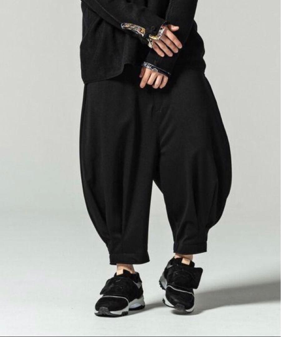 glamb イージークロップドヘムタックパンツ