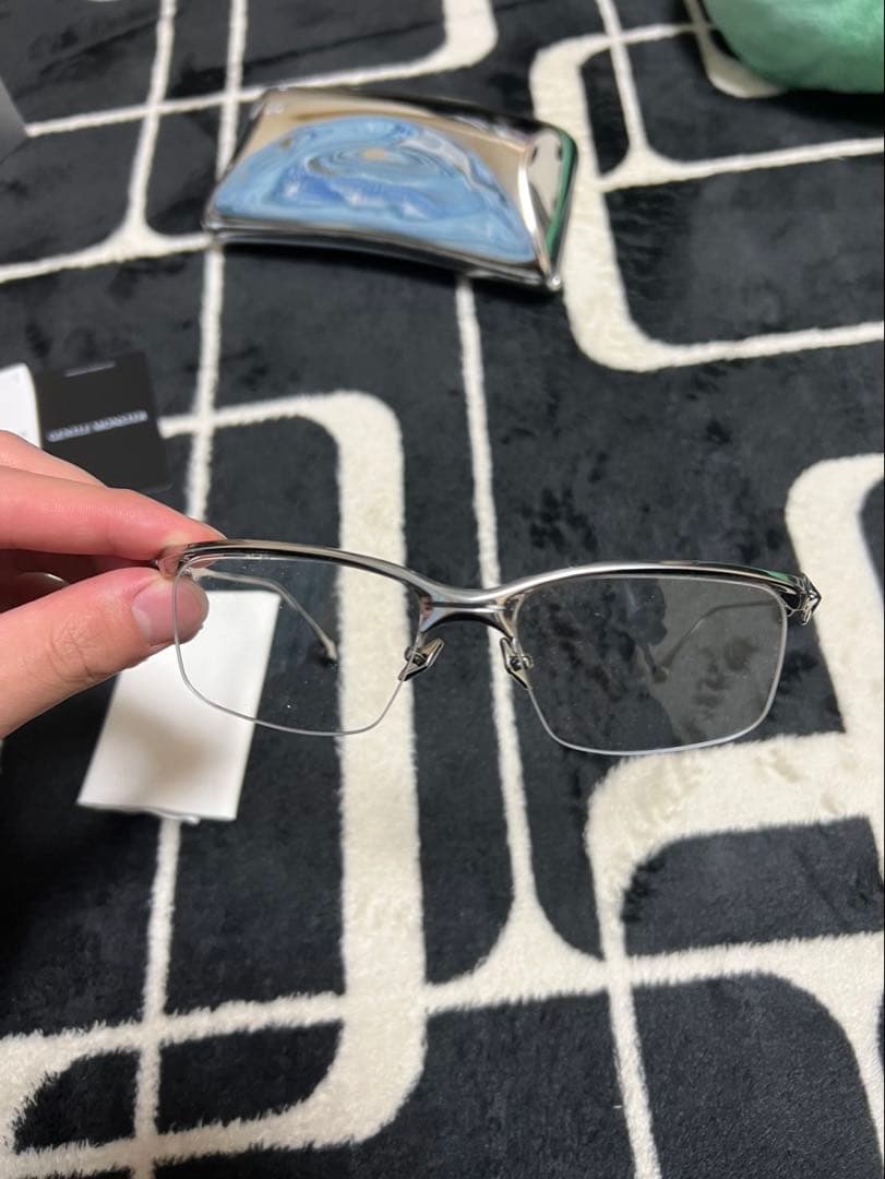 GENTLE MONSTER KRO-02 宮脇咲良着用