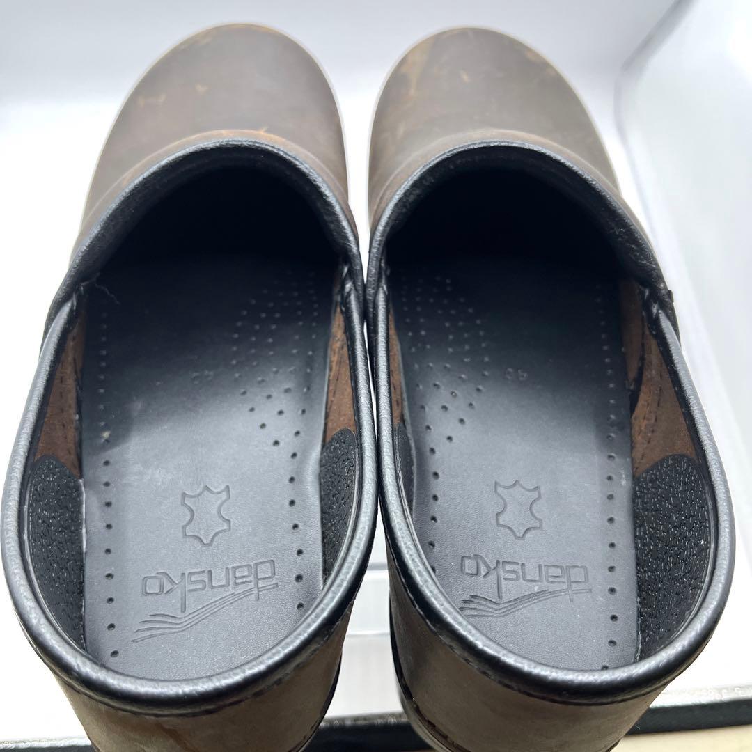 未使用級　DANSKO　プロフェッショナル　グロッグシューズ　ブラウン　40