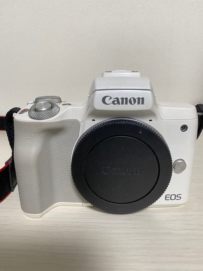 Canon ミラーレス一眼 EOSkissM トリプルレンズセット ホワイト