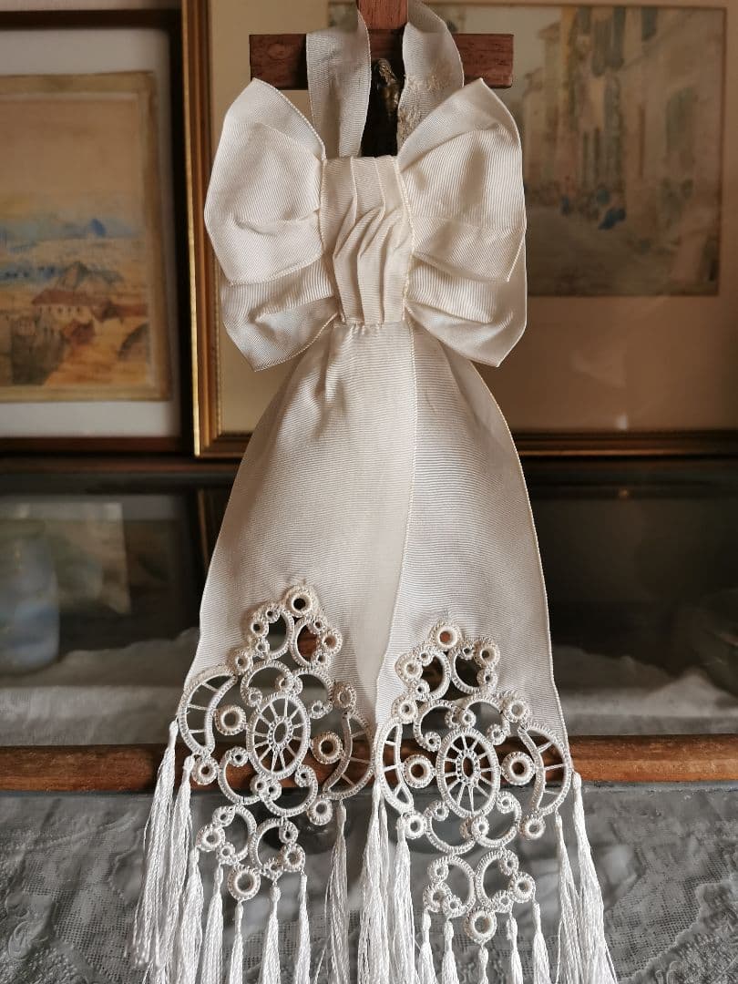 アンティーク 初聖体式 ダブルボウ腕章 透し幾何学紋 フリンジ装飾 オモニエール