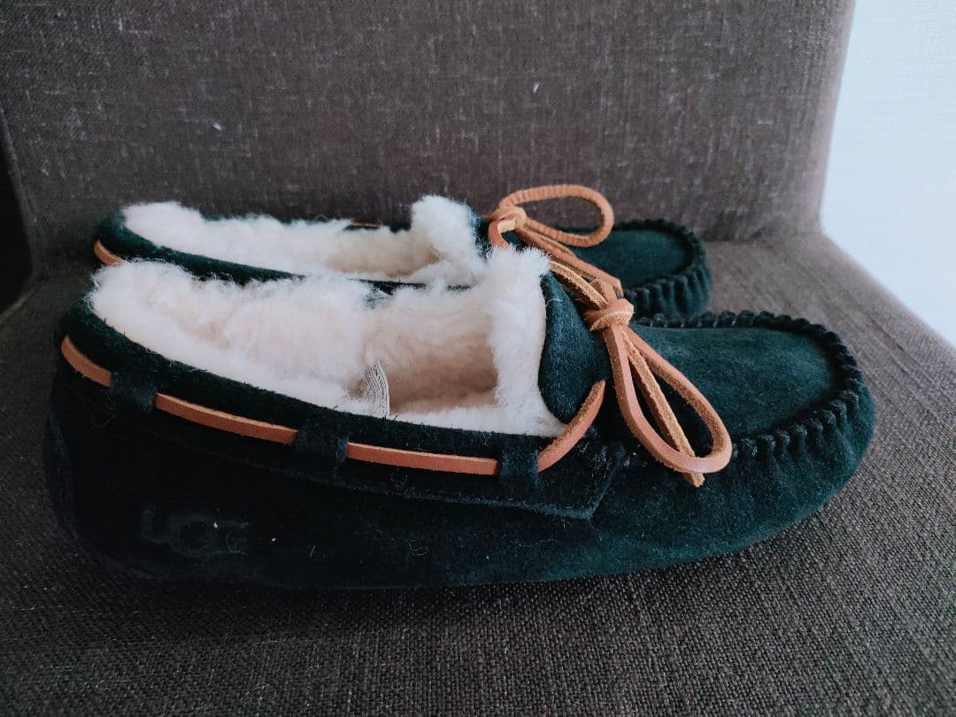 ラムネ新品　UGG アグ DAKOTA ダコタ ブラック US5 22cm