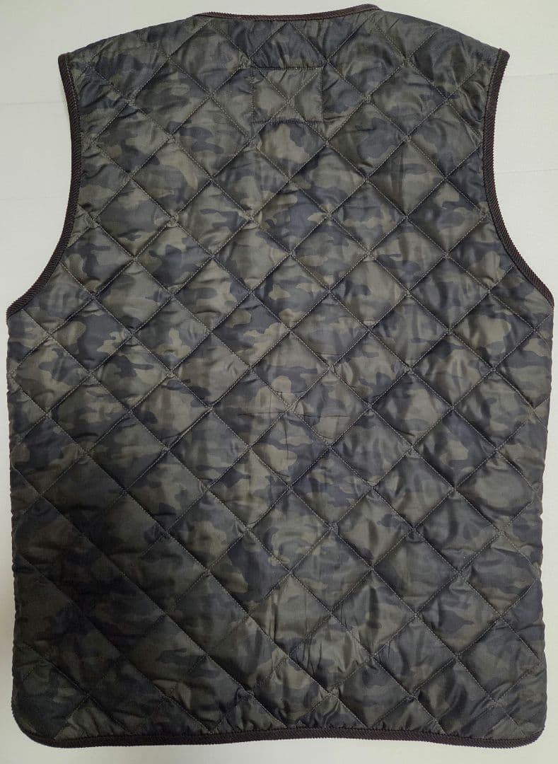Barbour カモフラージュ キルティングベスト 38