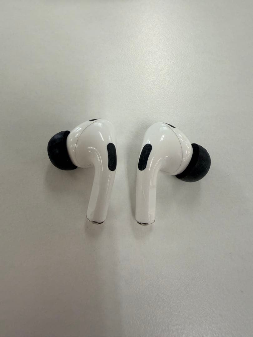 AirPods pro 第二世代［イヤーピースは別メーカーで新品交換します］