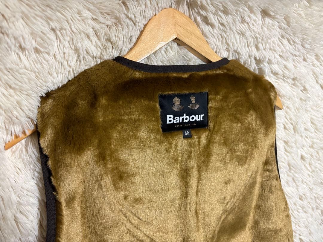 新品 タグ付きBarbour ブラウン　ファーライナー インナーベスト 40