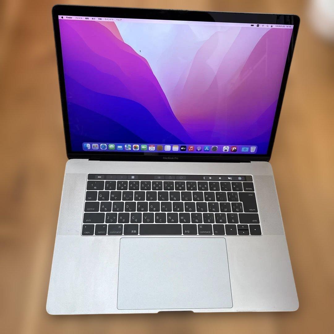 MacBook Pro 15インチ2016 Touch Bar i716GB