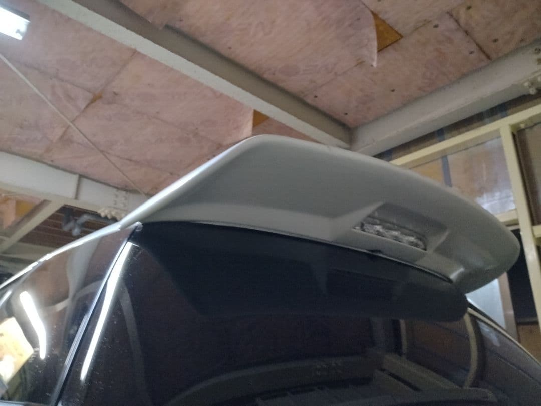 10ウィッシュ　ガレージベリー製リアウイング