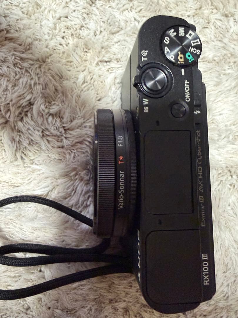 ソニーDSC-RX100M3