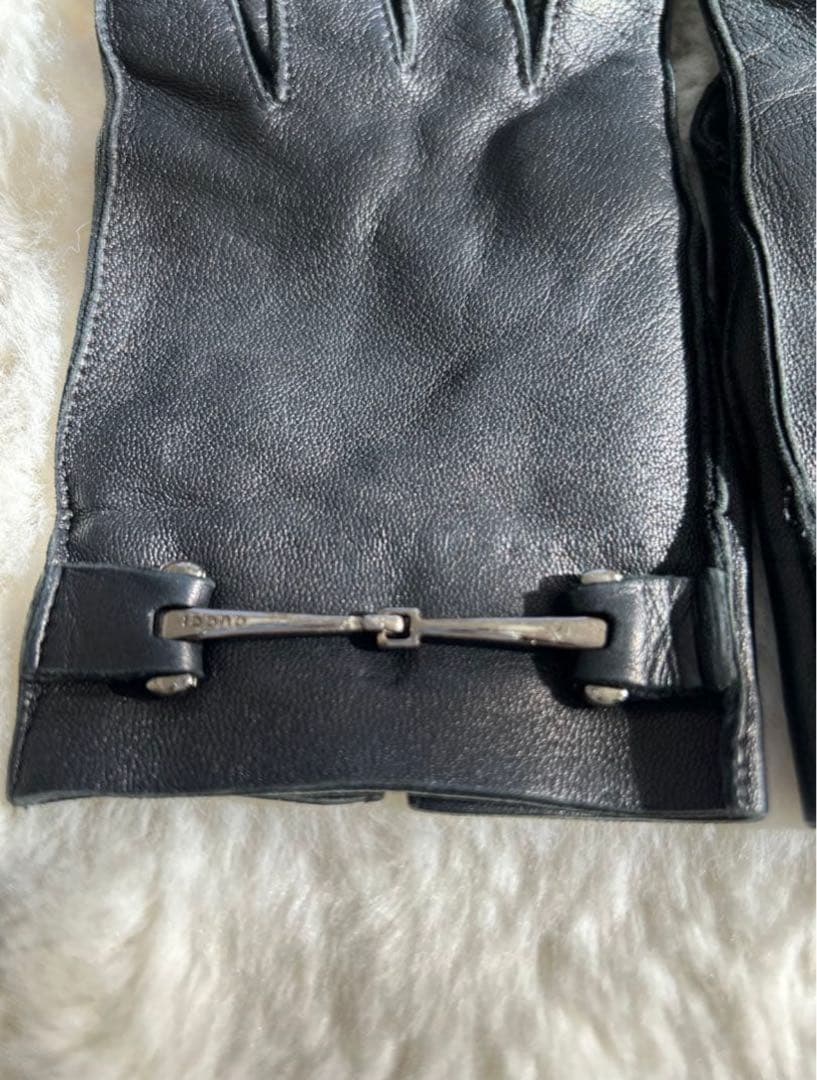 す*ん様 美品✨GUCCI レザー 手袋 グローブ レディース ブラック