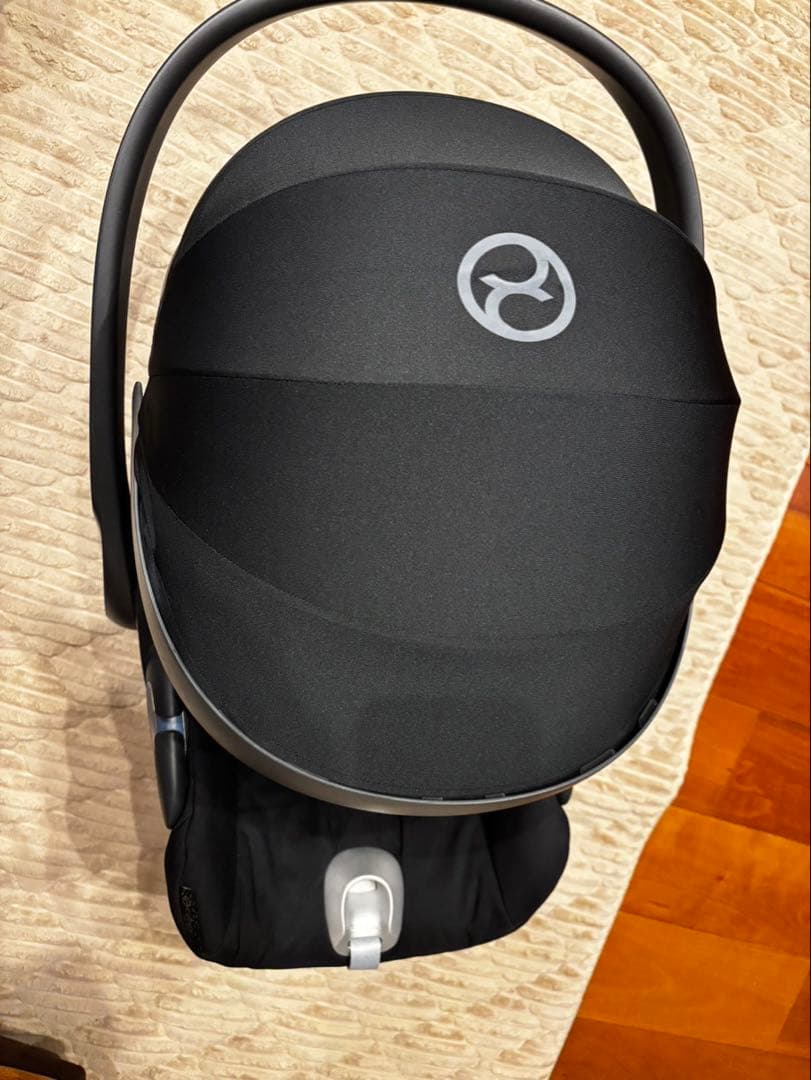 Cybex 車用チャイルドシート ブラック