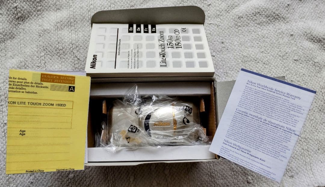 Nikon LiteTouch Zoom 150ED フィルムカメラ