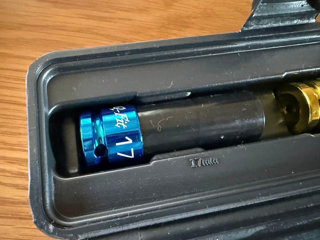 AP 1/2DR プリセット型トルクレンチセット ブラック TQS026（限定）