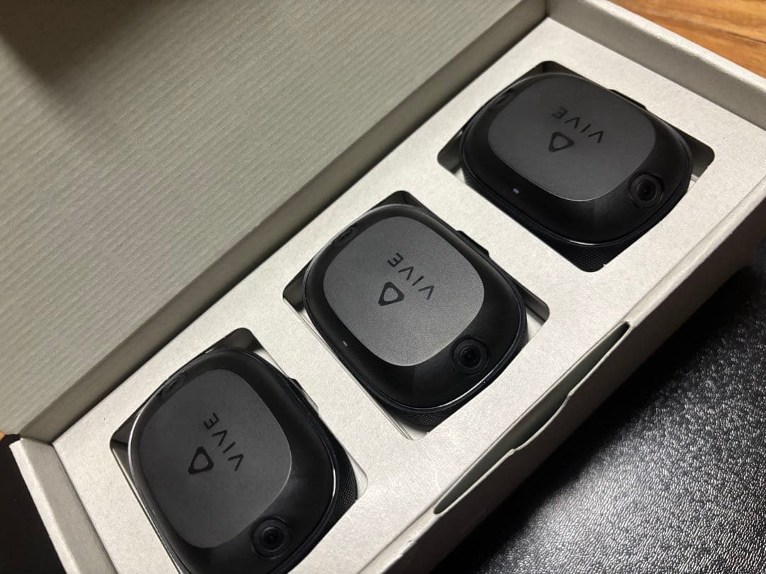 その他 VIVE ultimate tracker