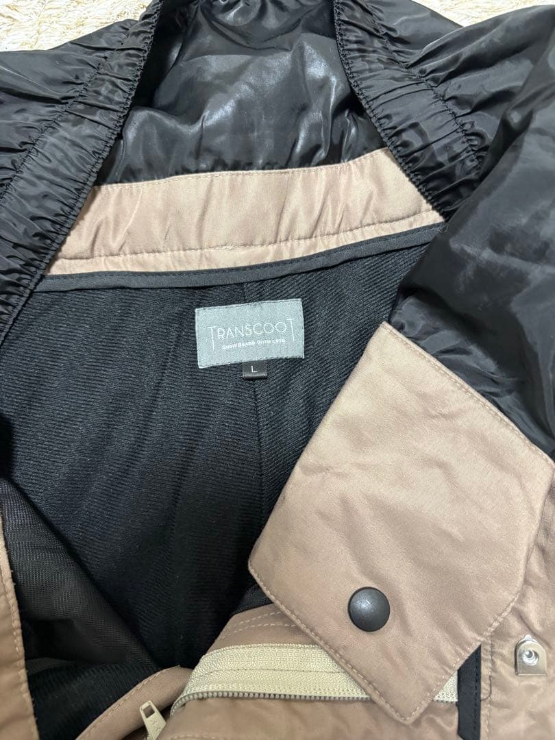 スノボウェア上下セット　レディース　トランスクート